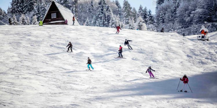 Skibus 4 x 4 na Horehroní, Ski Centrum Mýto