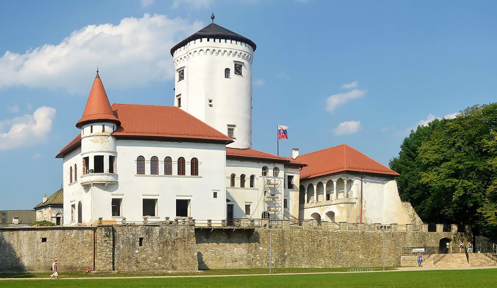 Budatínsky Hrad