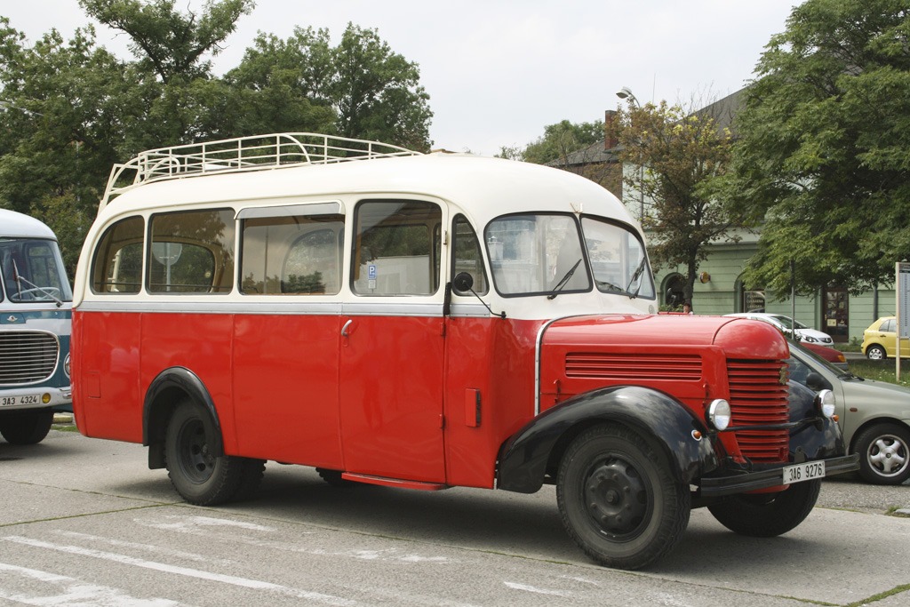 Praga RND Bus 