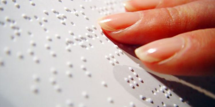 Braillovo písmo, nevidiaci a slabozrakí