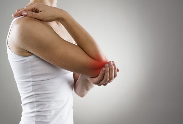 Bolest klbov, pacienti trpia artrozou zbytocne dlho