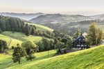 Stanú sa veľké cestovateľské sny opäť realitou Ohlas vo svete zaznamenala kampaň #DiscoverGermanyFromHome, St. Peter_St._Peter_N+Ąhe_Reinerhof