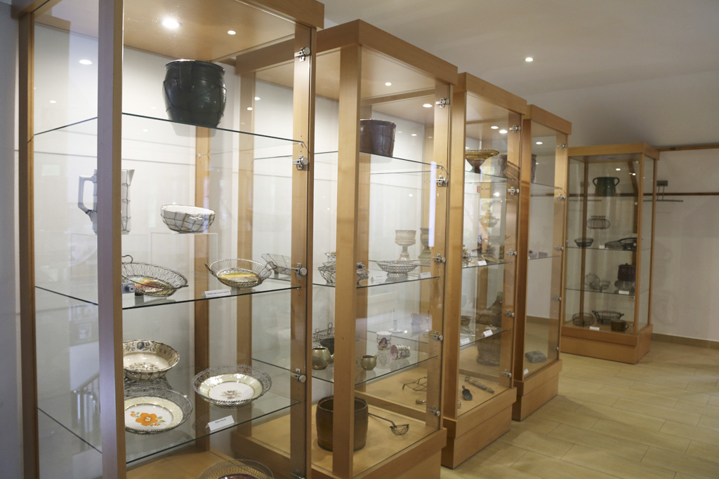 V Múzeu kysuckej dediny vo Vychylovke sprístupnili výstavu Drotári a drotárstvo