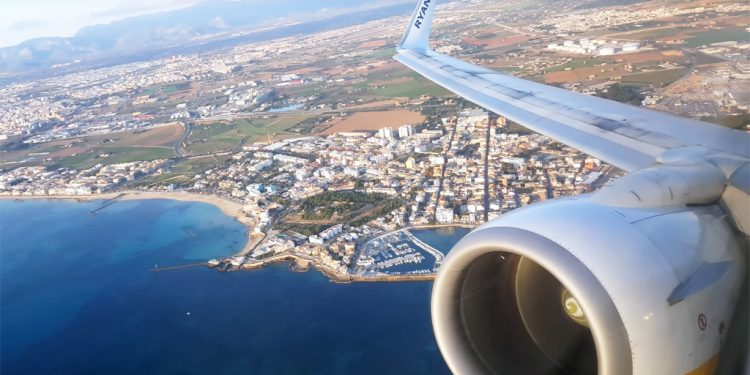 Z Letiska M. R. Štefánika dnes odlietajú prví cestujúci na Malorku a Korfu