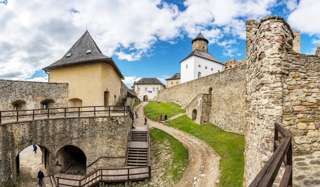 Hradné slávnosti na hrade Ľubovňa – Stať sa kráľom alebo nie? Sebastian Lubomírski a jeho odkaz