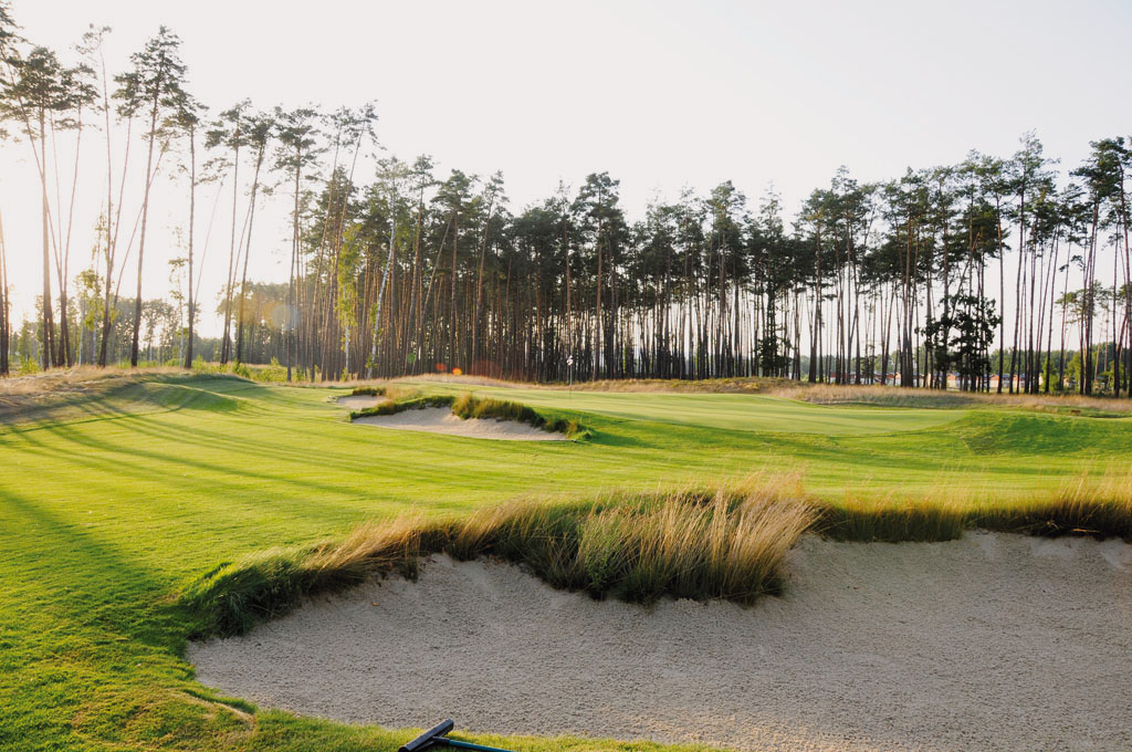 Ešte nehráte golf Golfové ihriská sa zvyčajne nachádzajú v nádhernej prírode, Penati Golf rezort