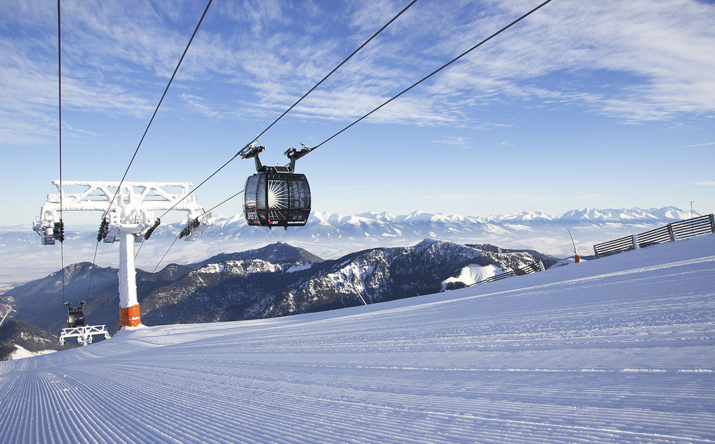 Bezpečné plánovanie lyžovačky môže odštartovať – začína predpredaj skipasov na zimu 2021, TMR