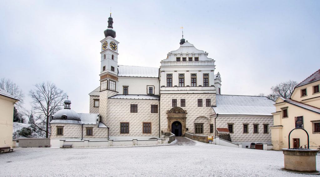 Zámok Pardubice, zima