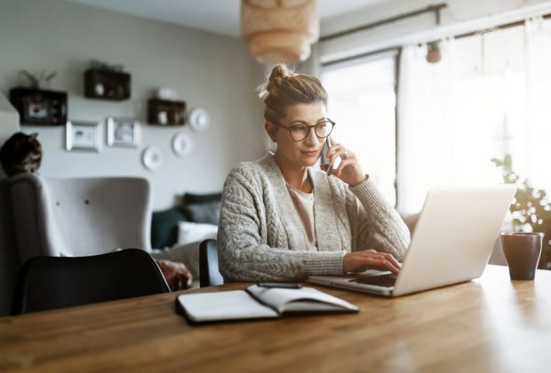 5 tipov, ako si spríjemniť home office. Buďte produktívni aj doma