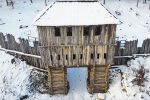 Hradisko Valy Bojná – vrch Holý kameň a jaskyňa pod Holým kameňom