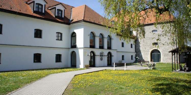 Tekovské múzeum Levice
