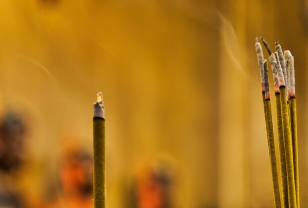 vonné tyčinky v digitálnej dobe